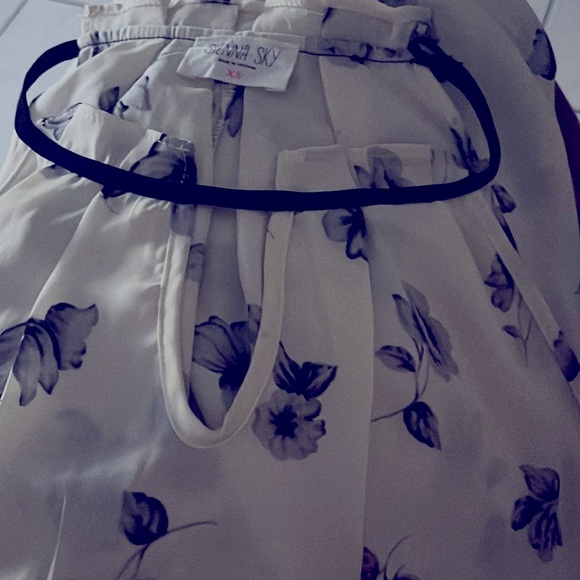 Sienna Sky Black and White Floral Top - Picture 2 of 8